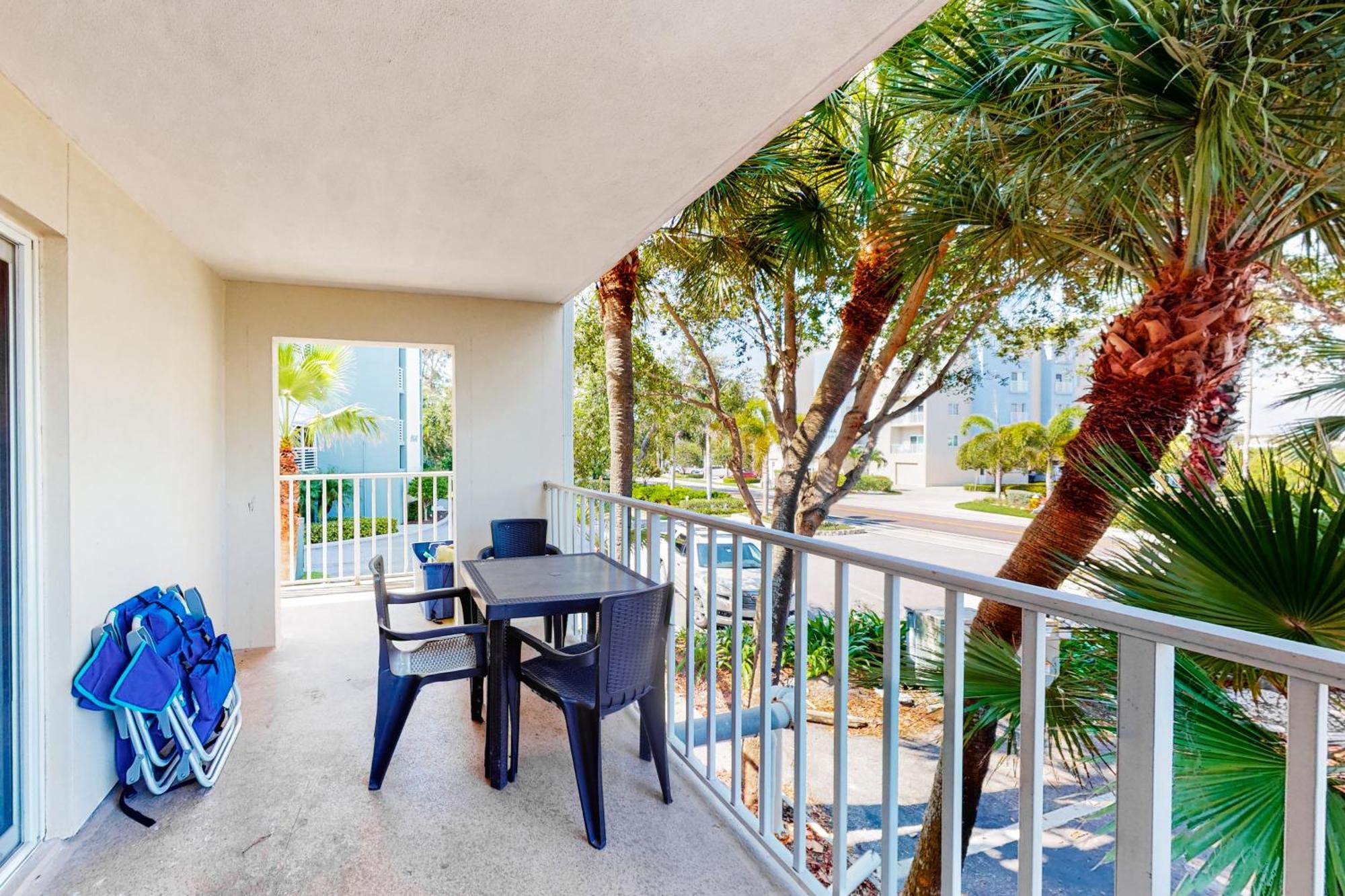 Tropical Paradise Clearwater Beach Room photo