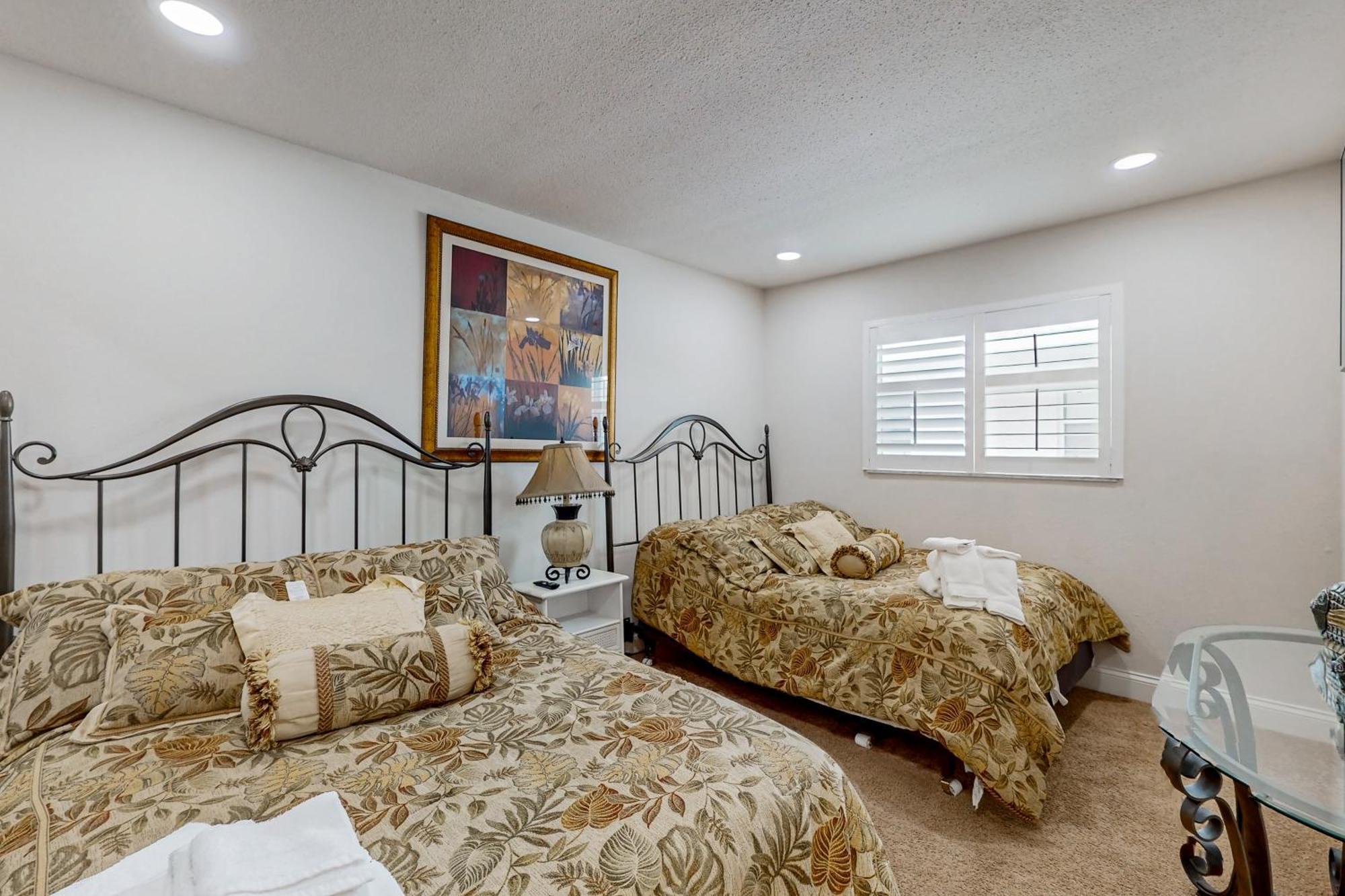 Tropical Paradise Clearwater Beach Room photo